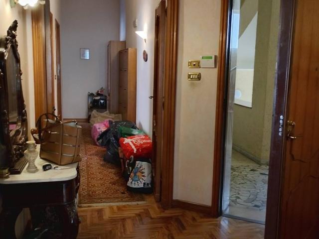 Palazzo in vendita a Popilia, Calabria