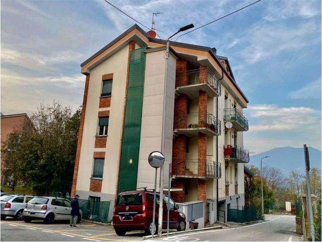 Palazzo in vendita a Costa Masnaga, Lombardia