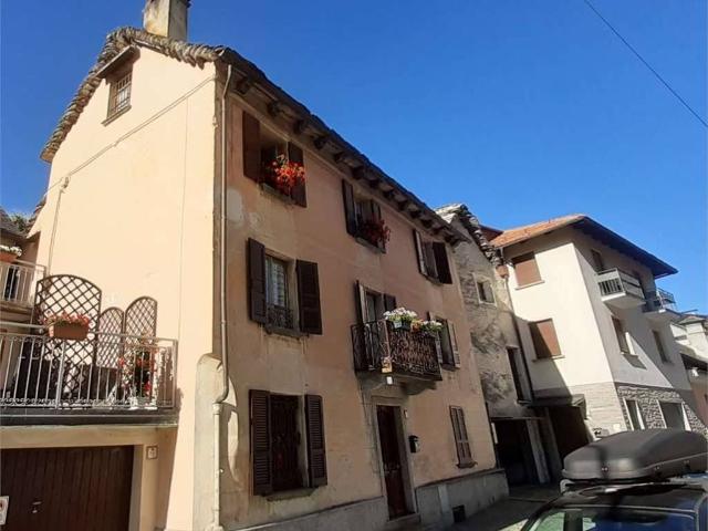 Palazzo in vendita a Piemonte, Verbano-cusio-ossola