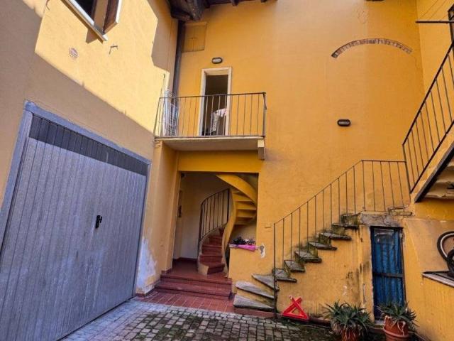 Palazzo in vendita a Vecchia Dogana, Cremona