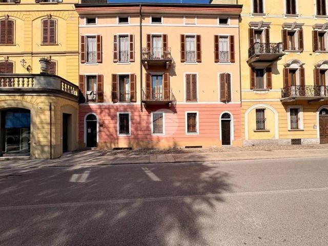 Palazzo in vendita a Zona Castello, Cremona