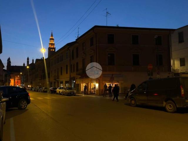 Palazzo in vendita a Centro Storico, Cremona