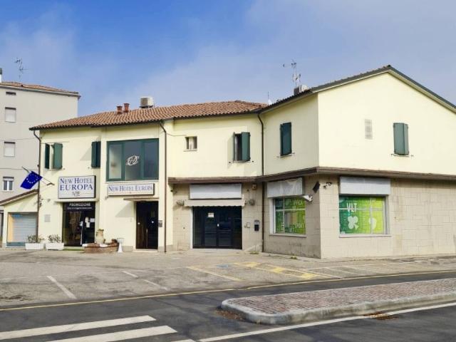 Palazzo in vendita a Unione Terre d'Acqua, Crevalcore