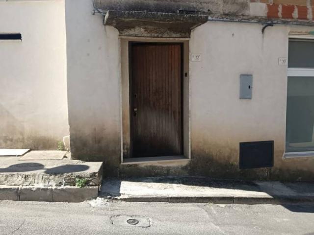 Palazzo in vendita a Puglia, Taranto