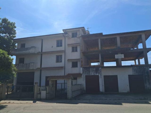 Palazzo in vendita a Calabria, Catanzaro