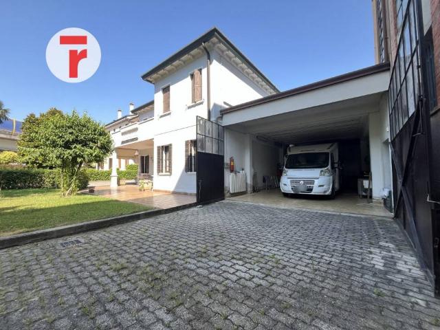 Palazzo in vendita a Curtarolo, Veneto
