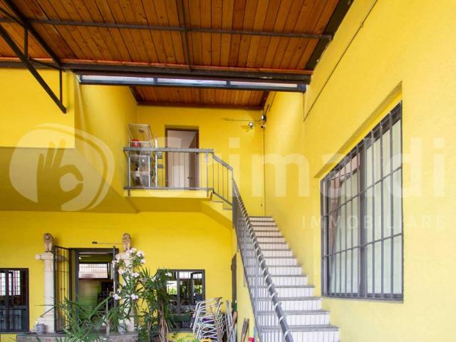Palazzo in vendita a Zona Omogenea Milano Nord, Cusano Milanino
