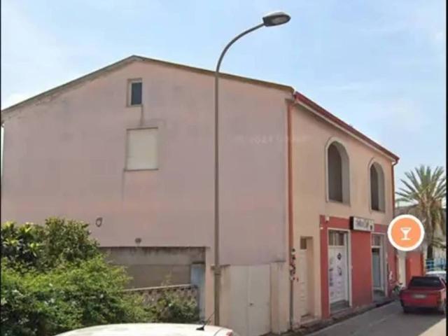 Palazzo in vendita a Decimoputzu, Sardigna/Sardegna