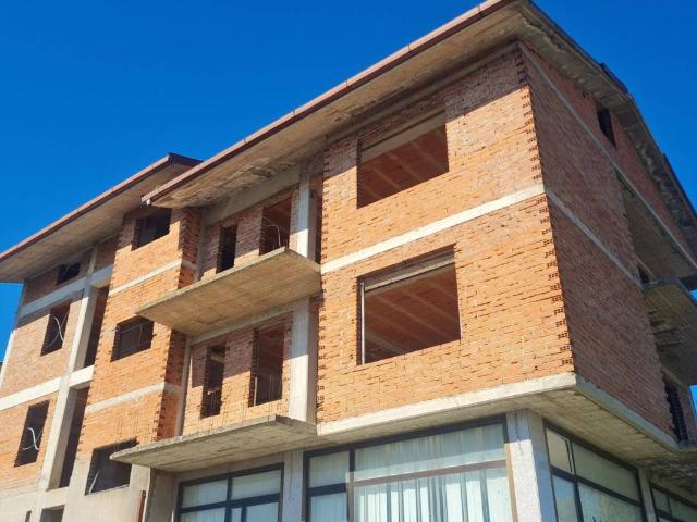 Palazzo in vendita a Castelleone, Deruta