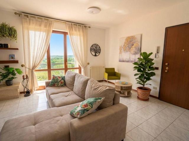 Palazzo in vendita a Vicina, Desenzano Del Garda