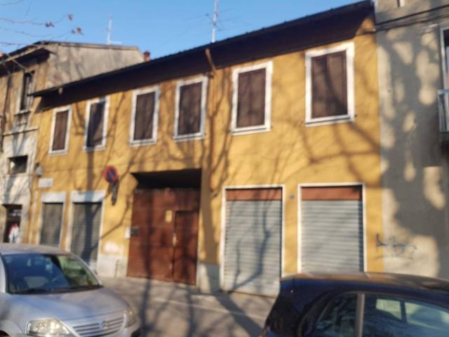 Palazzo in vendita a Dugana, Desio