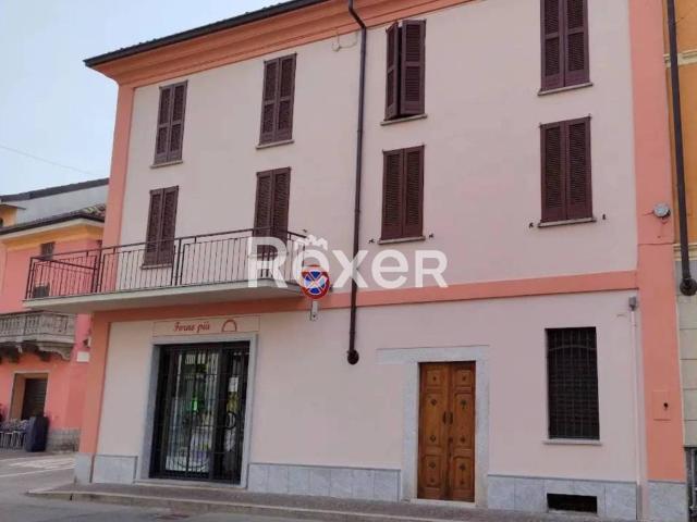 Palazzo in vendita a Dorno, Pavia