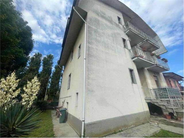 Palazzo in vendita a Dorno, Lombardia