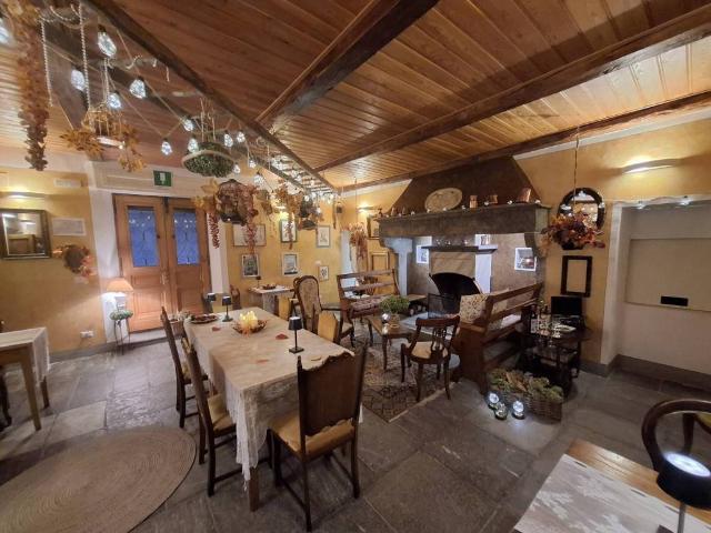 Palazzo in vendita a Sasseglio, Druogno