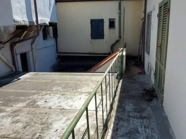 Palazzo in vendita a Unione dei Comuni Circondario dell'Empolese Valdelsa, Empoli