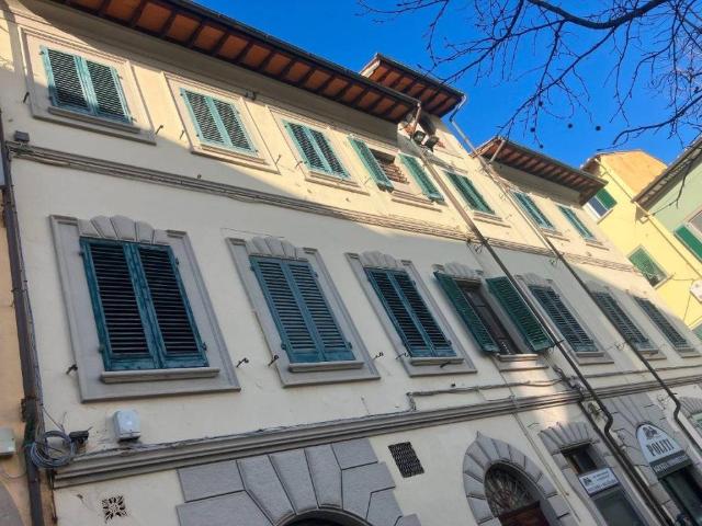 Palazzo in vendita a Unione dei Comuni Circondario dell'Empolese Valdelsa, Empoli