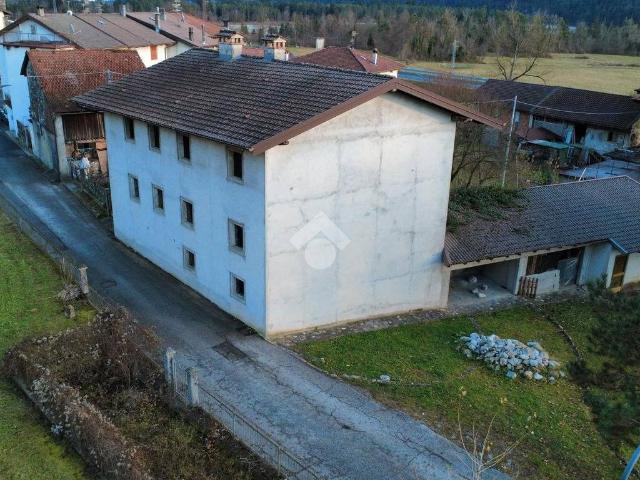 Villa Indipendente in vendita a Enemonzo, Friuli-Venezia Giulia