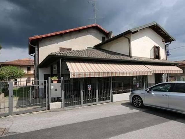 Palazzo in vendita a Mastrello, Olgiate Comasco