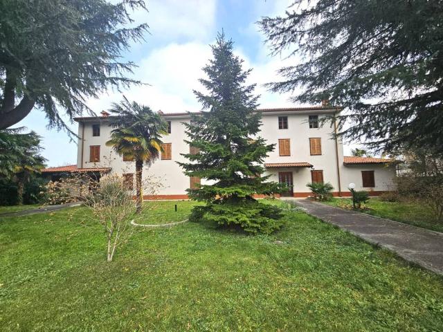 Palazzo in vendita a Farra D'isonzo, Friuli-Venezia Giulia