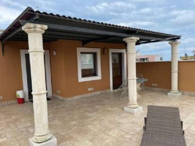 Palazzo in vendita a Puglia, Brindisi