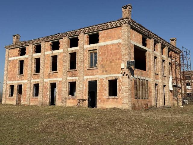 Palazzo in vendita a Ferrara, Reggio Emilia