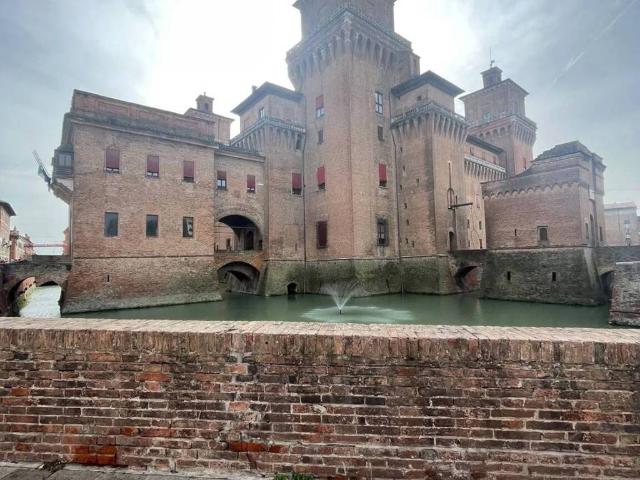 Palazzo in vendita a Giardino, Ferrara