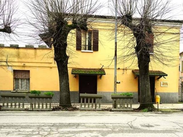 Palazzo in vendita a Ferrara, Reggio Emilia