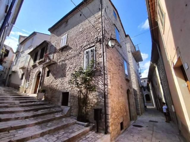Palazzo in vendita a Ferrazzano, Molise