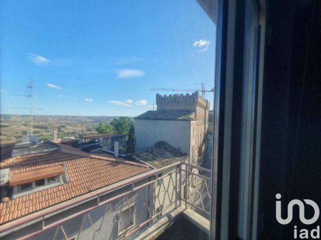Palazzo in vendita a Marche, Ancona