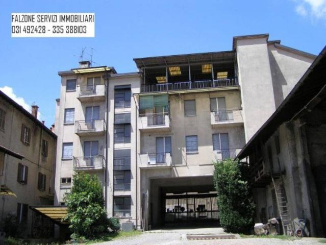 Palazzo in vendita a Acquanera, Como