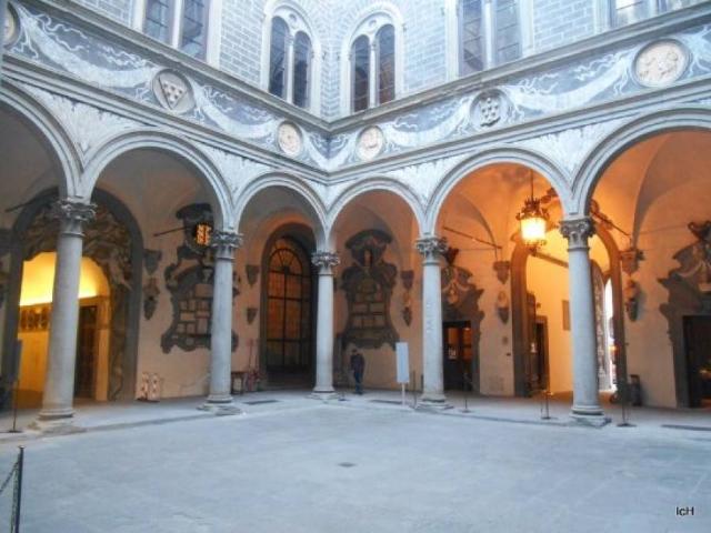 Palazzo in vendita a Firenze