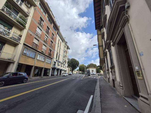 Palazzo in vendita a Quartiere 2, Firenze