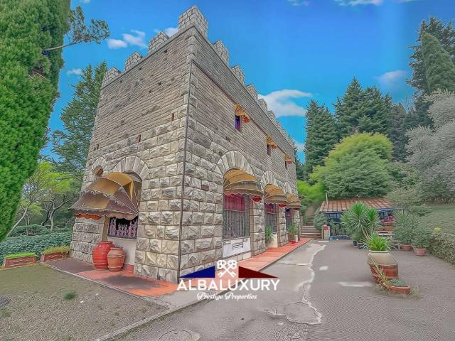 Palazzo in vendita a Firenze