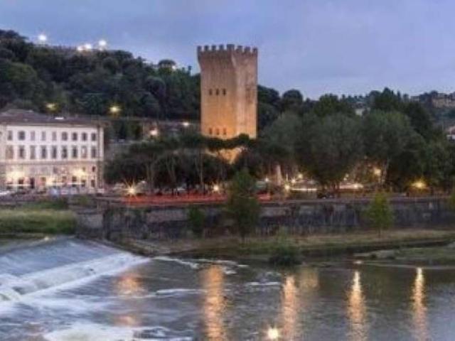 Palazzo in vendita a Firenze