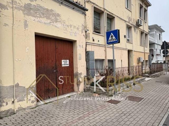 Palazzo in vendita a Unione Delta del Po, Migliarino