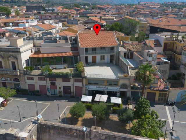 Palazzo in vendita a Vignagrande, Fiumefreddo Di Sicilia