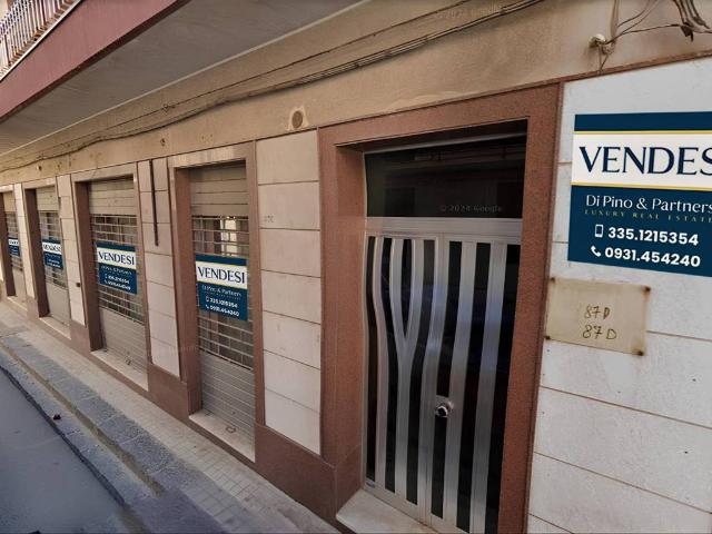 Palazzo in vendita a Floridia, Sicilia