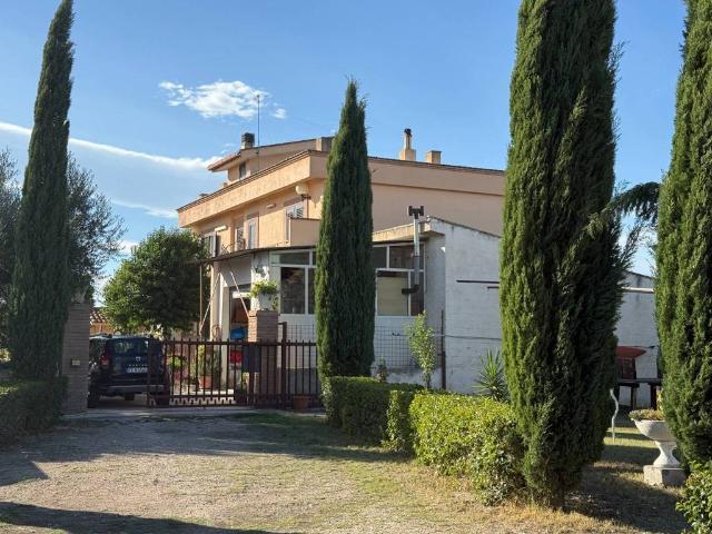Palazzo in vendita a Puglia, Foggia