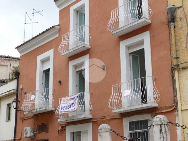 Palazzo in vendita a Puglia, Foggia