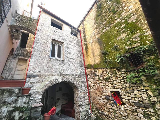 Palazzo in vendita a Porta Vescovo, Salto Di Fondi