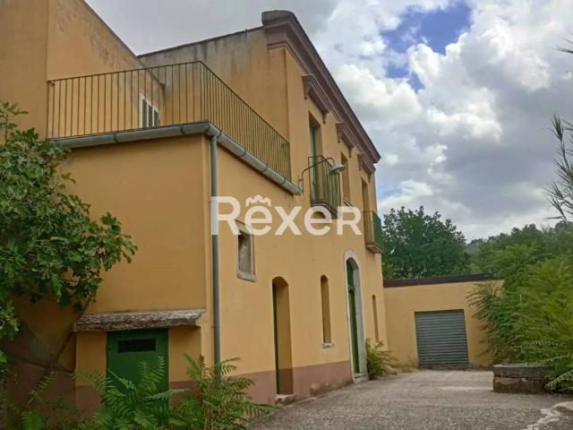 Palazzo in vendita a Forenza, Basilicata