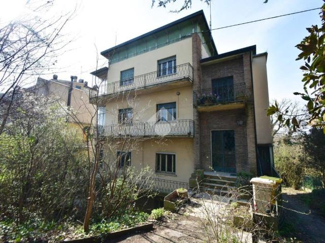 Palazzo in vendita a Unione di Comuni della Romagna Forlivese, Quattro