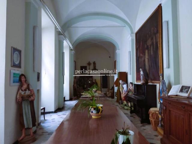 Palazzo in vendita a Unione di Comuni della Romagna Forlivese, Quattro