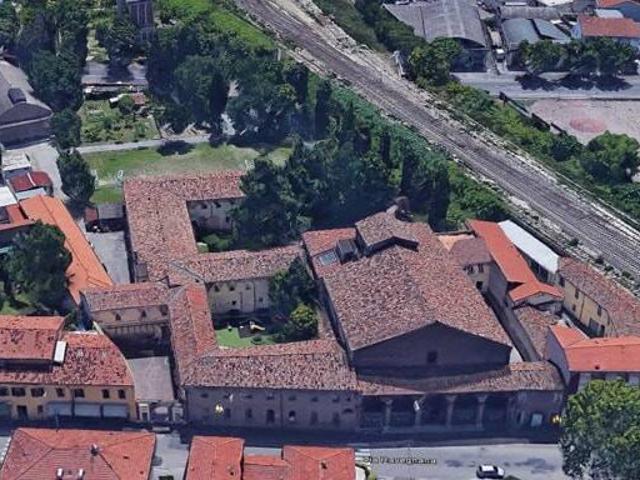 Palazzo in vendita a Unione di Comuni della Romagna Forlivese, Quattro