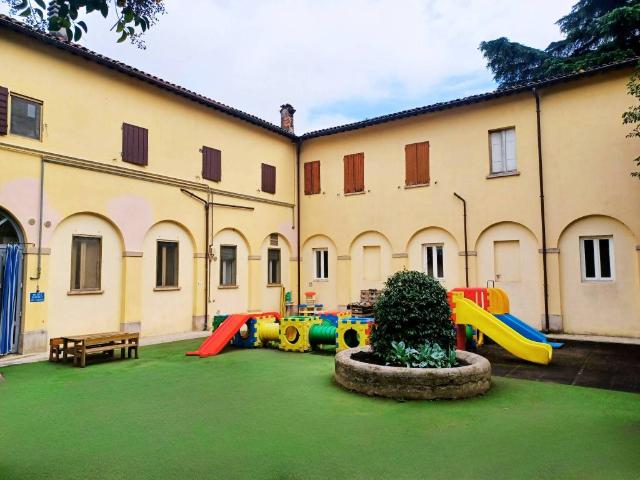 Palazzo in vendita a Unione di Comuni della Romagna Forlivese, Quattro