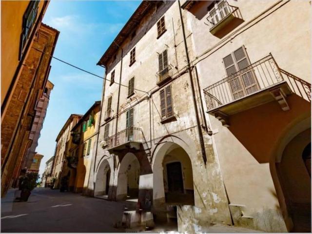 Palazzo in vendita a Piemonte, Cuneo