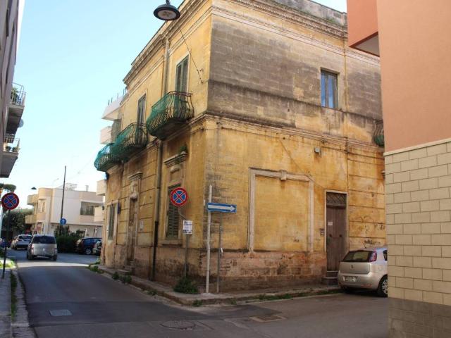 Palazzo in vendita a Puglia, Brindisi
