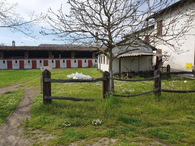 Palazzo in vendita a Frascarolo, Lombardia