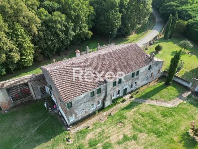 Palazzo in vendita a Frassinelle Polesine, Veneto