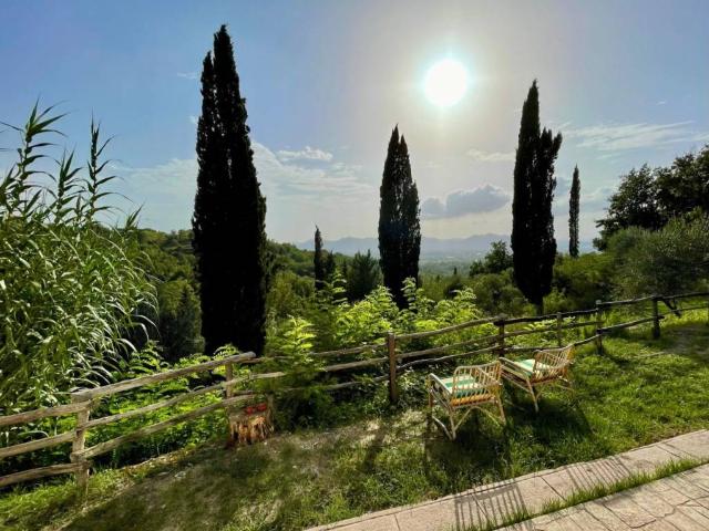 Palazzo in vendita a Frasso Telesino, Campania